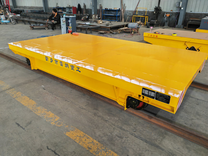 راه حل حمل و نقل صنعتی Low Voltage Rail Transfer Trolley